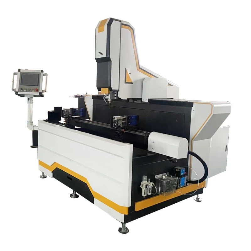 Оборудование для фрезерования алюминиевой рамы.